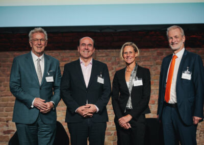 Architekt Roland POPP - Wien, Sachverständiger, Gerichtssachverständiger, Baumeister, Sachverständigenbüro Bauwesen Immobilien
