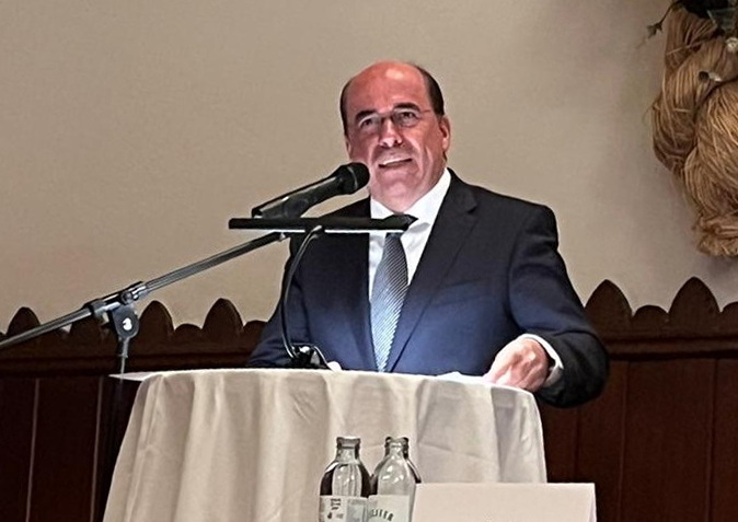 Präsident Sachversändiger Architekt Roland Popp