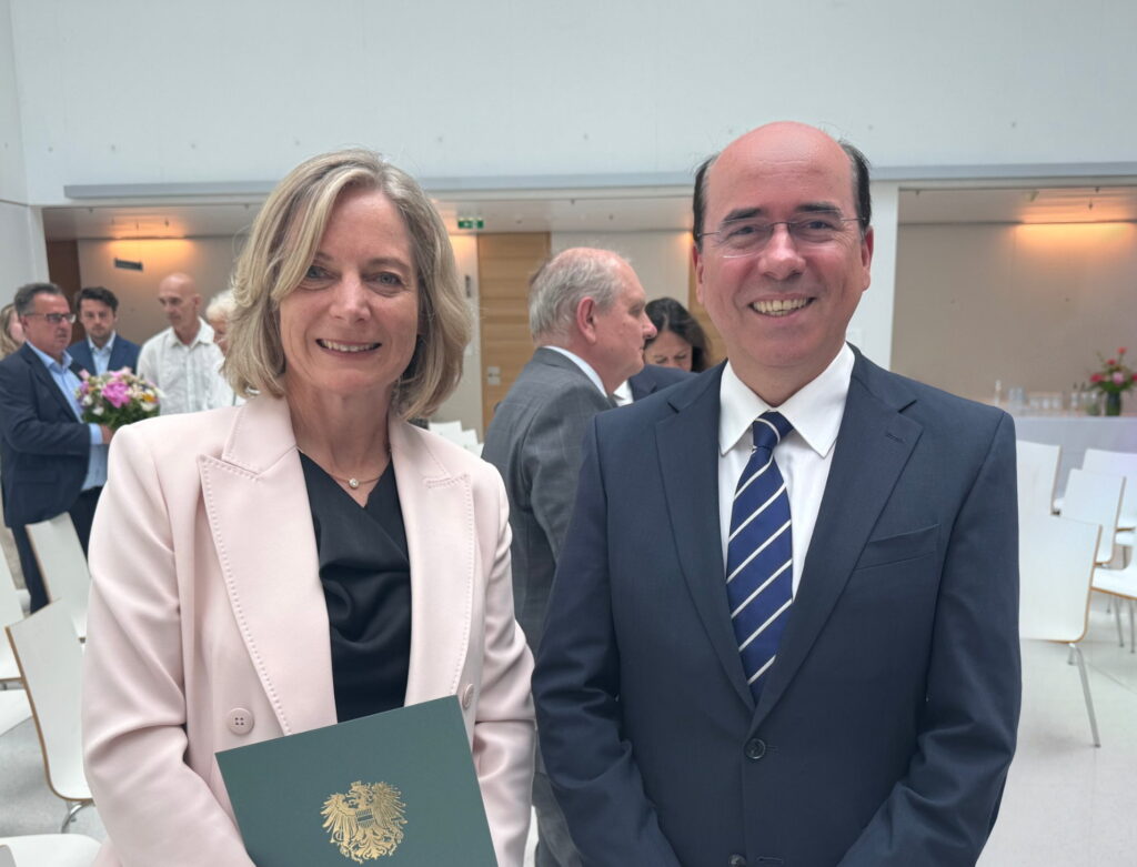 Präsident Roland Popp bei der Amtseinführung von Präsidentin Birgit Eisenmagen am Landesgericht Korneuburg